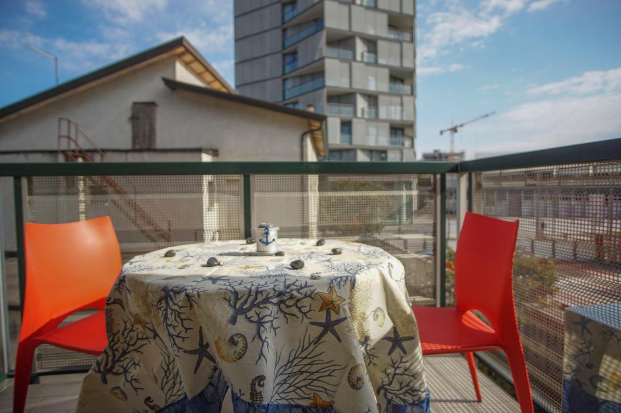 Quito Residence Movida E Spiaggia Lido di Jesolo Buitenkant foto